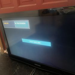 32 Inch Samsung Tv With Remote $75. Curbside Delivery Available For $15 In Philadelphia 