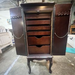 Vintage Jewelry Case