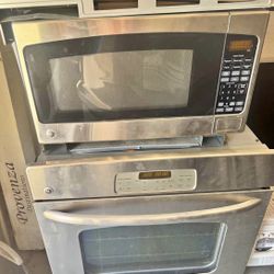 GE Wall Oven and microwave combo 30 Inch 