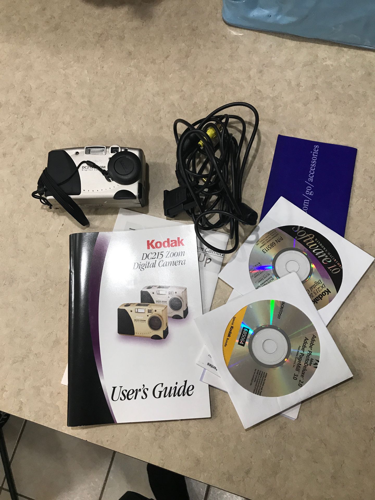 KodakDC15 zoom digital camera