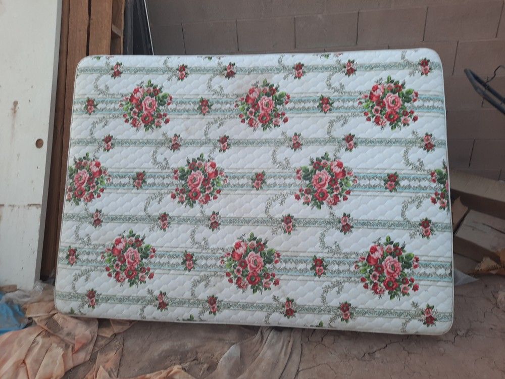 Full Size Mattress