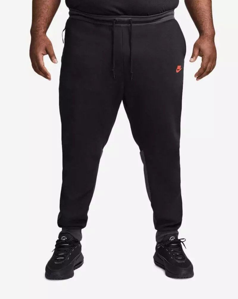 Men's Nike Sportswear Tech Fleece Black/Dark Smoke Grey/Light