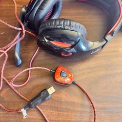 Gaming Headphone  10 Ft Corded With Mic