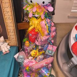 Hello Kitty Easter Basket 