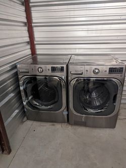 Lg Front And Back Loader Like New Exactly 