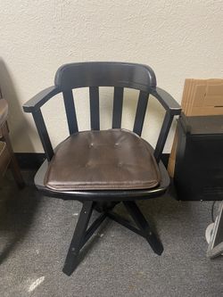 Rotating Black Chair