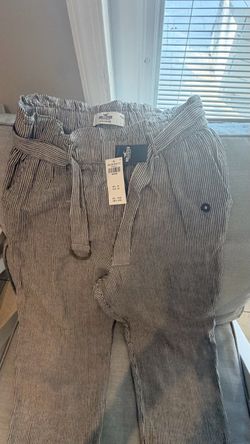 Hollister Striped Drawstring Pants – Size Medium