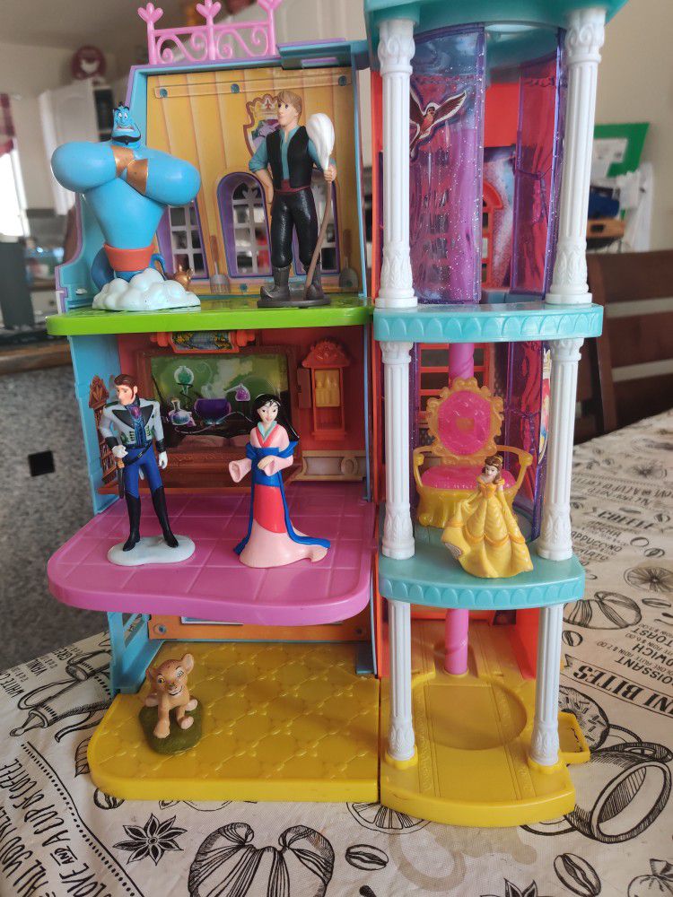 Small Little Castle And Disney Figures