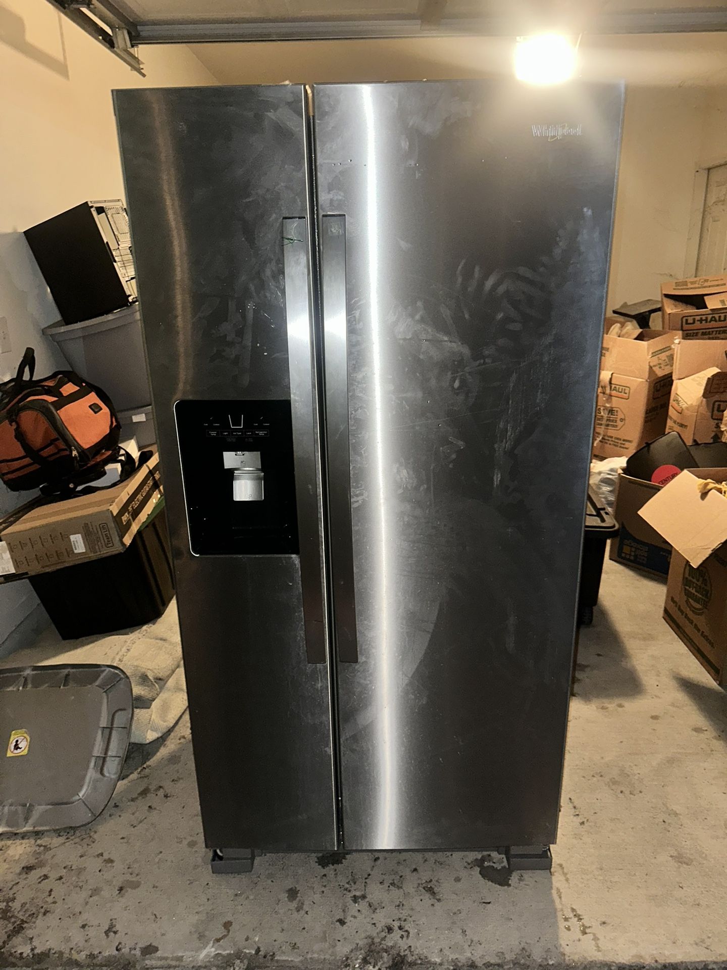 Whirlpool 24.6 cu ft Standard Depth 36 in Wide Side by Side Refrigerator with Ice Maker Water and Ice Dispenser ( Stainless steel ) ENERGY STAR Certi