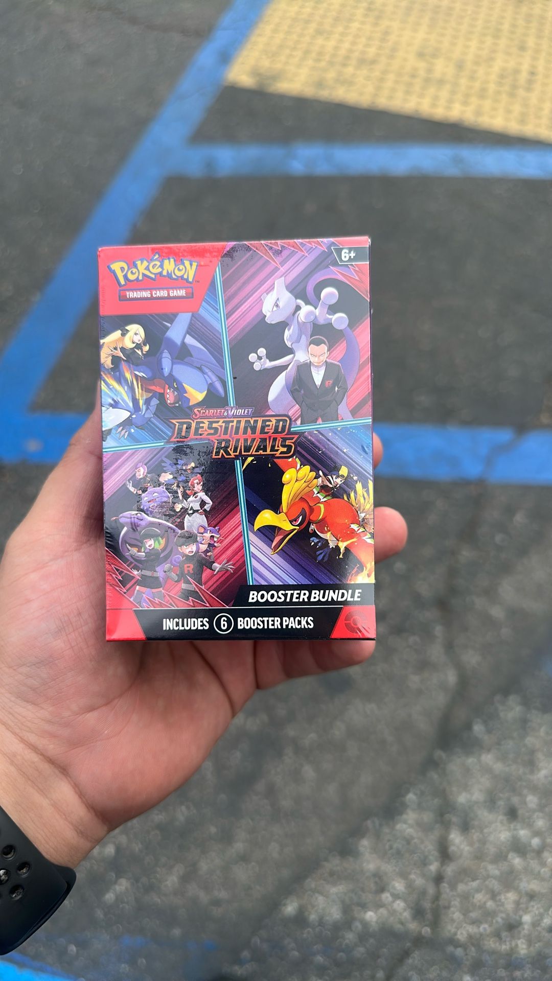 Pokémon Scarlet and Violet Destin rivals booster bundle