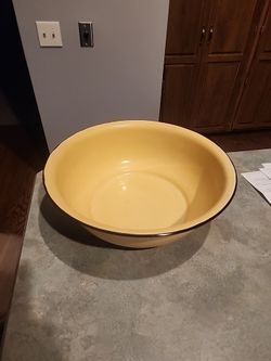 Xl Yellow Enamelware Farmhouse Kitchen Bowl