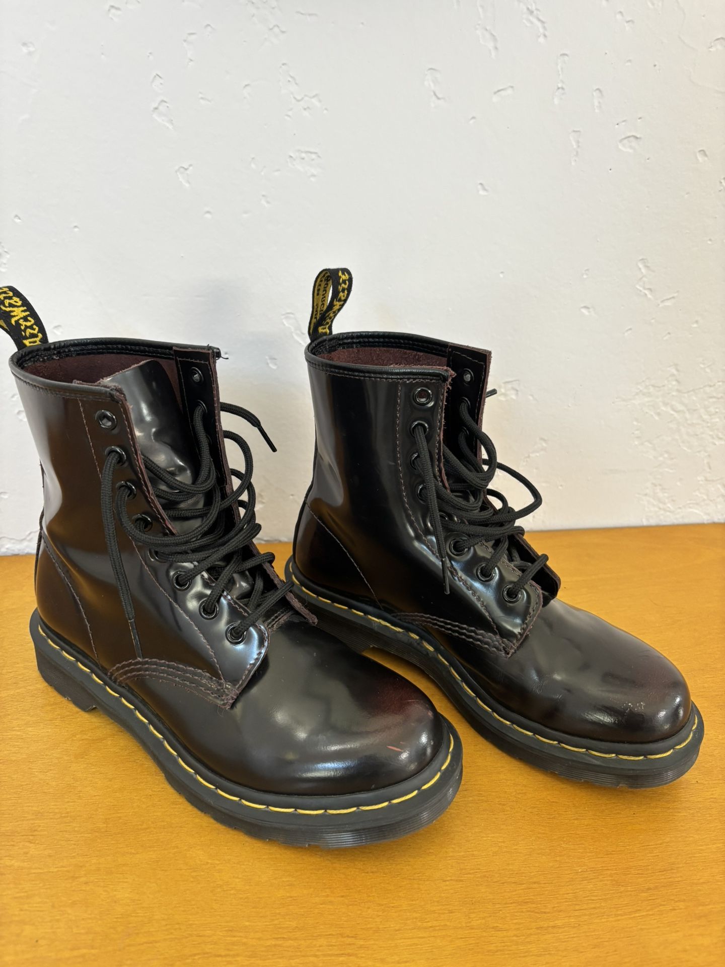 Dr. Martens - Women size 7 - Arcadia Leather Boots - Cherry Red 1460