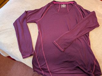 Women's Layer 8 Performance QWIK-DRY Long Sleeve Size Med