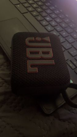 JBL GO4