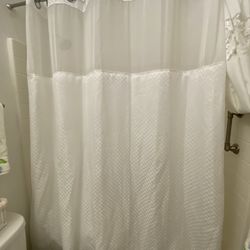 SHOWER CURTAIN W/LINER