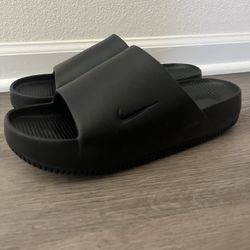 Nike Calm Slides