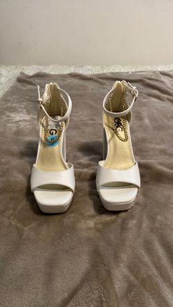 Off white platform heel size 6