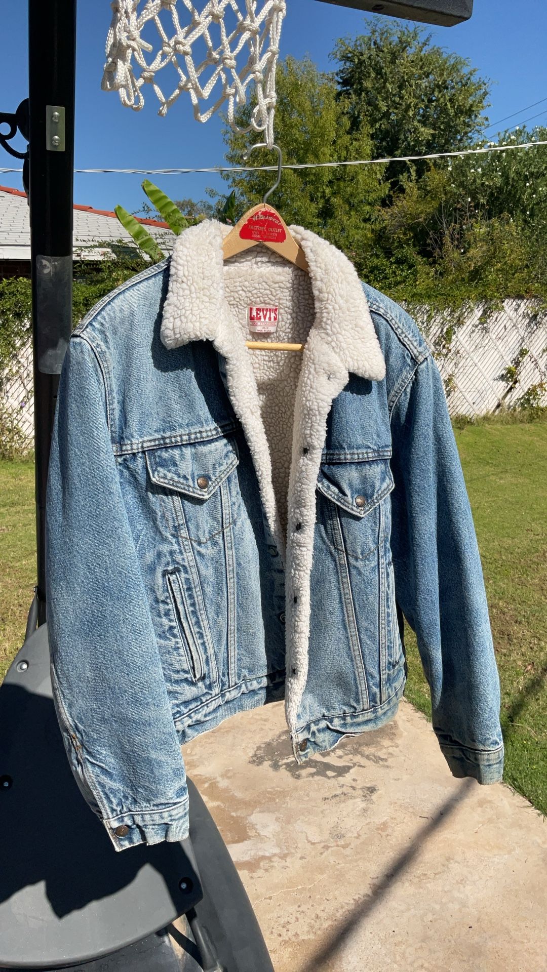 Rare Vintage Made In USA Levi’s Sherpa Lined Denim Trucker Jacket 46 R XL Acid Wash Jeans