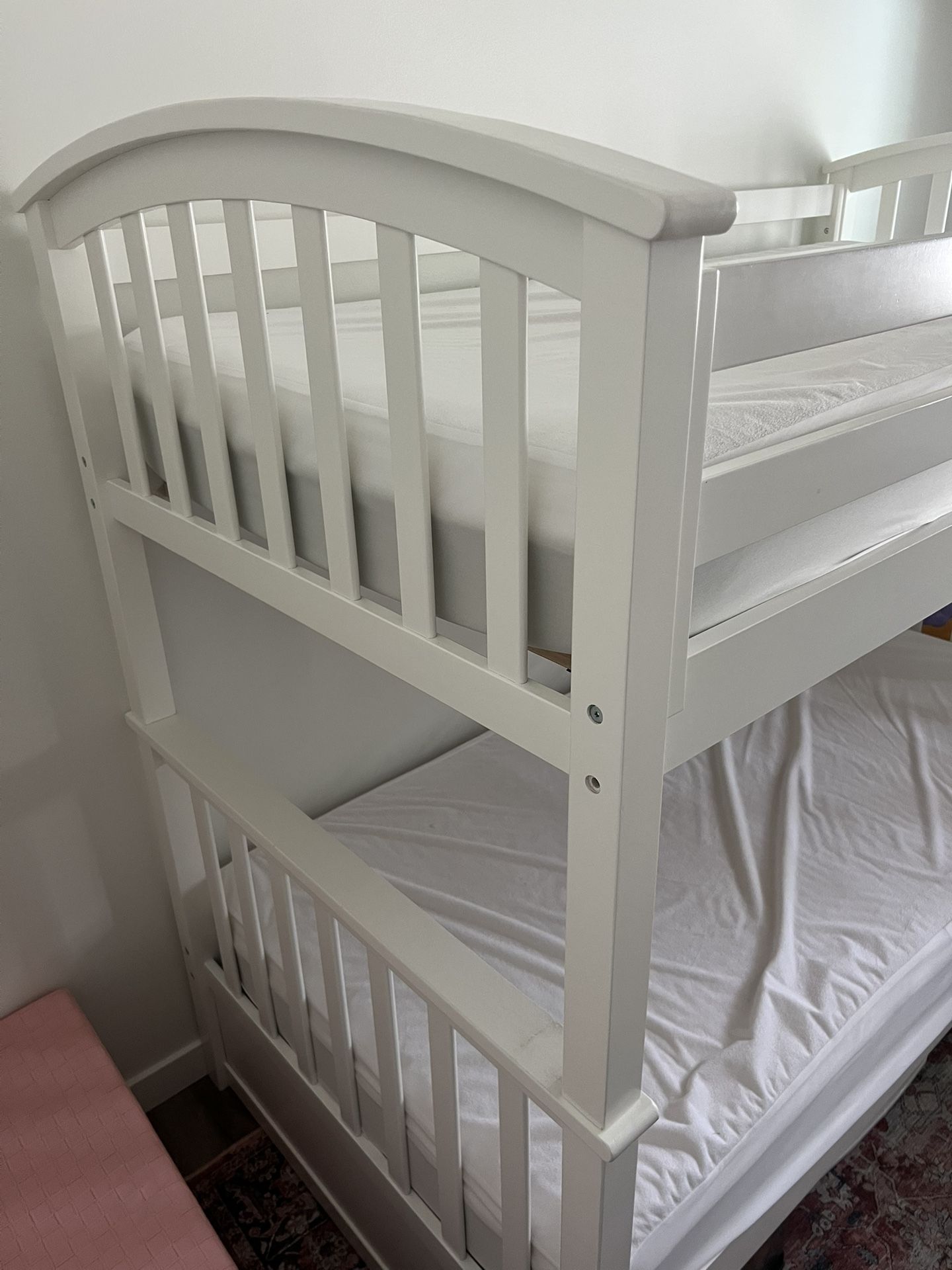 Twin bunk Bed And Mattresses 
