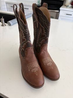 Big boys size 6 cowboy boots (brand new)