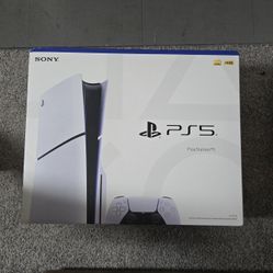 Sealed PS5