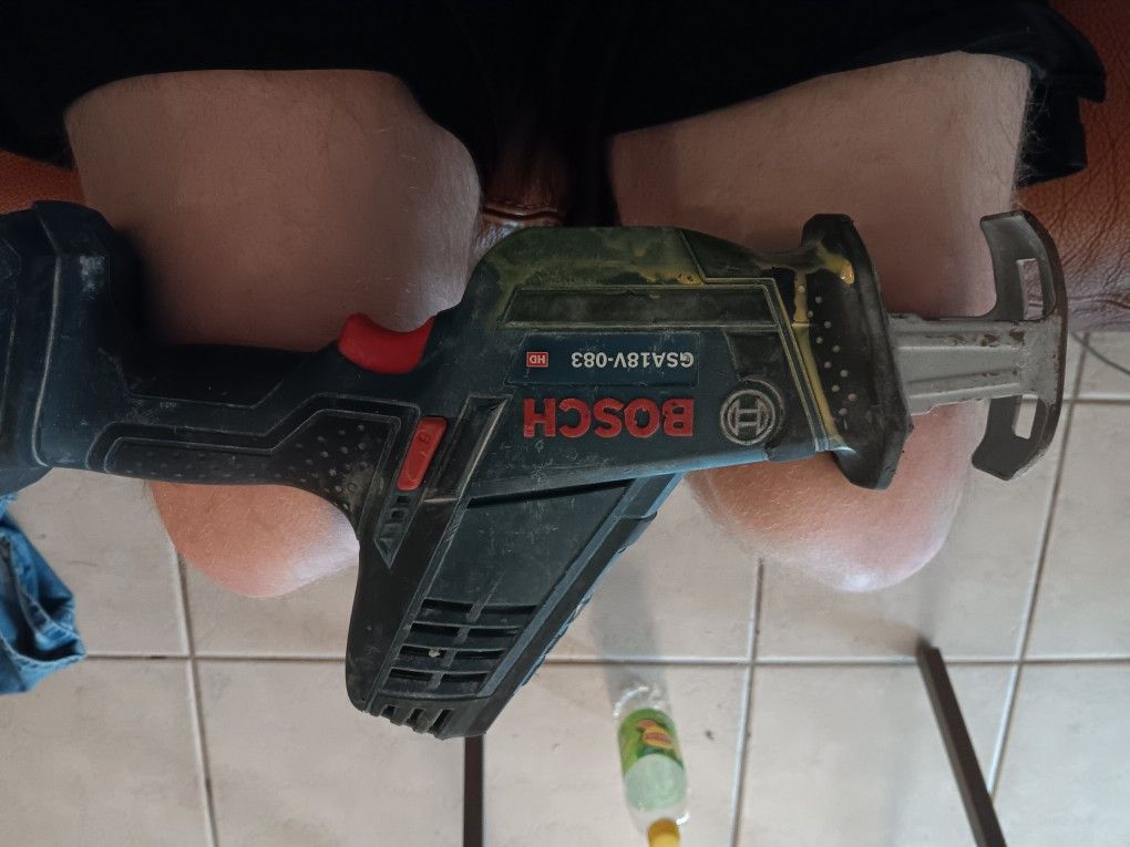 Bosch Sawzall/hacksaw No Battery