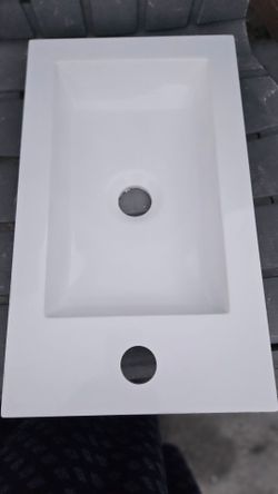 lavabo rectangular de cerámica  blanco
