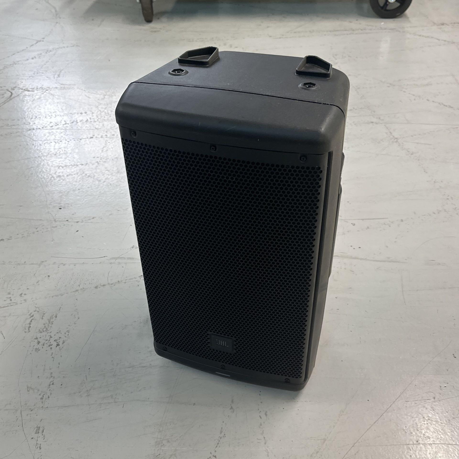 JBL EON 610 Speaker
