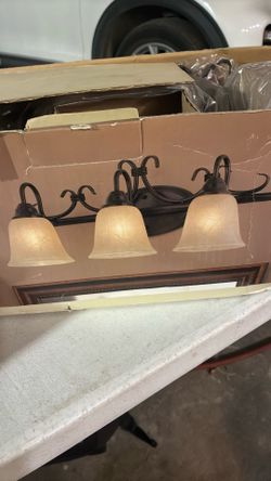 Lampara De Bańo/ Bathroom Lights 