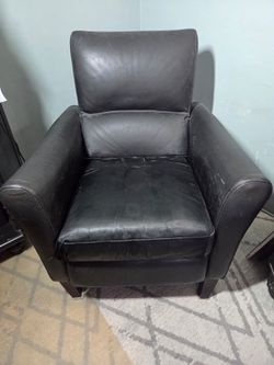 Black Leather Recliner Chair