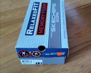 Sketchers Sneakers for women in size 7.5