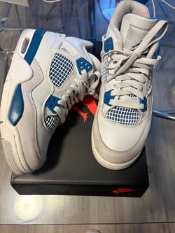 Air Jordan 4 Military Blue Sneakers