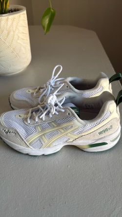 ASICS gel 1090
