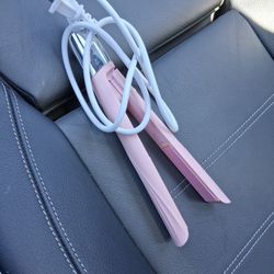 Hand-Sized Mini Hair Straightener - Portable Ceramic Small Flat Iron for Short Hair, Bangs, Curls - Lightweight, Dual Voltage Travel Hair Iron, Ideal 