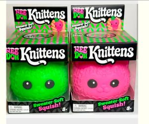 Needoh Schylling Knittens Pink Green