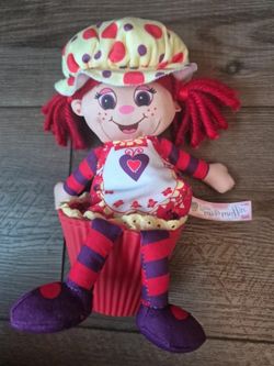 Little Miss Muffin Scented Surprise Doll 9-inch Flips Into a Muffin