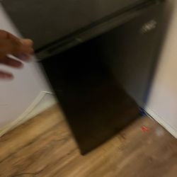 Mini fridge