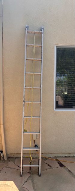 Aluminum Extension Ladder
