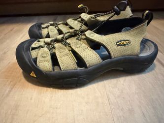 Keen women’s Newport H2 Sandals