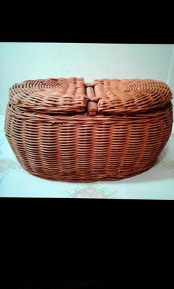 ANTIQUE WICKER BASKET