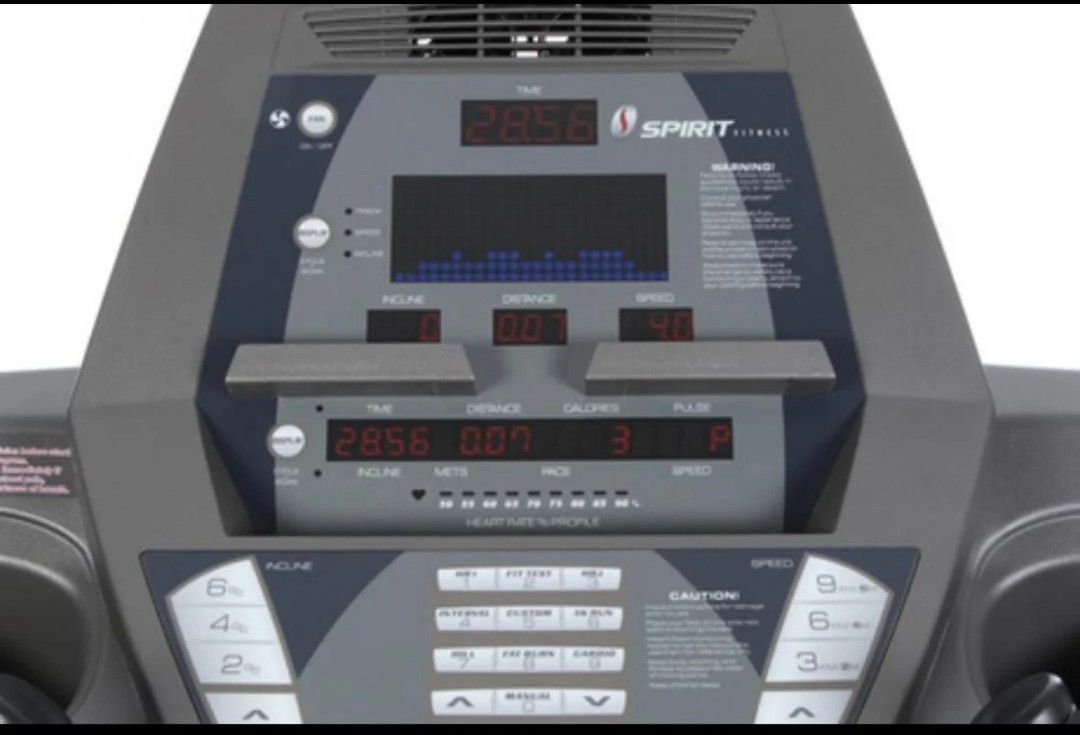 Spirit ct800 commercial treadmill