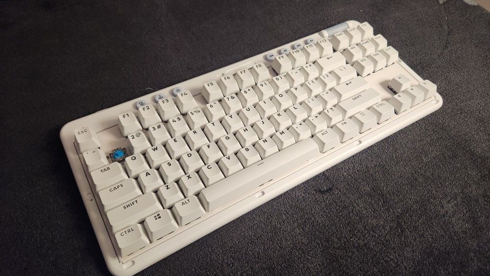 Logitech G715 Wireless Gaming Keyboard