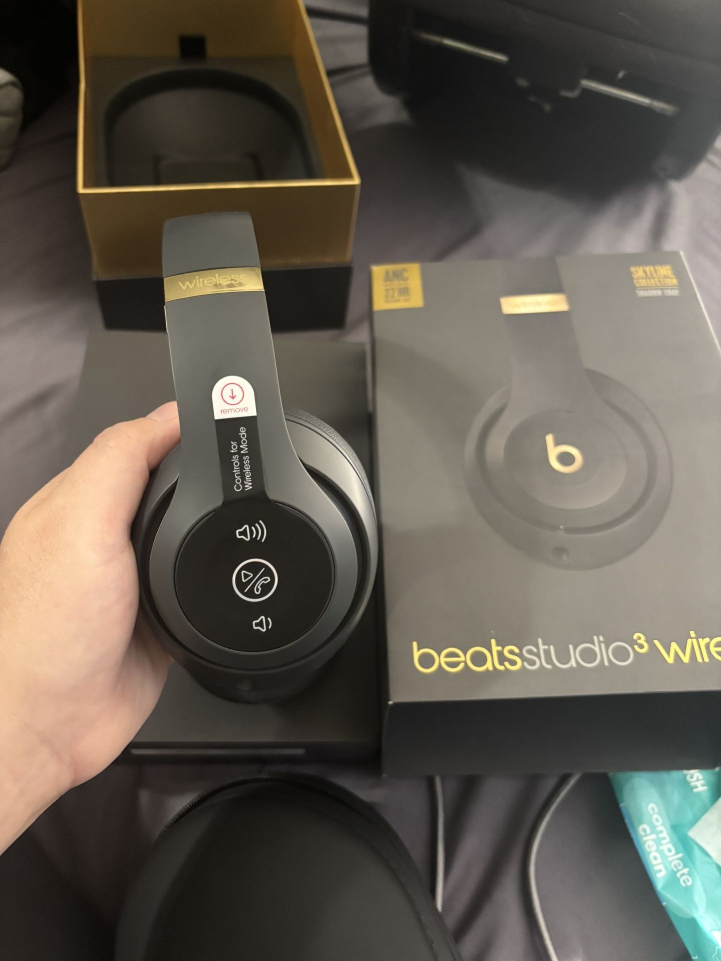 Brand New Beats Studio 3 Wireless Headphones