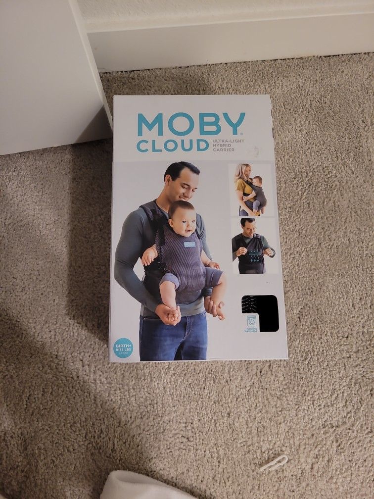 Moby Cloud Baby Carrier