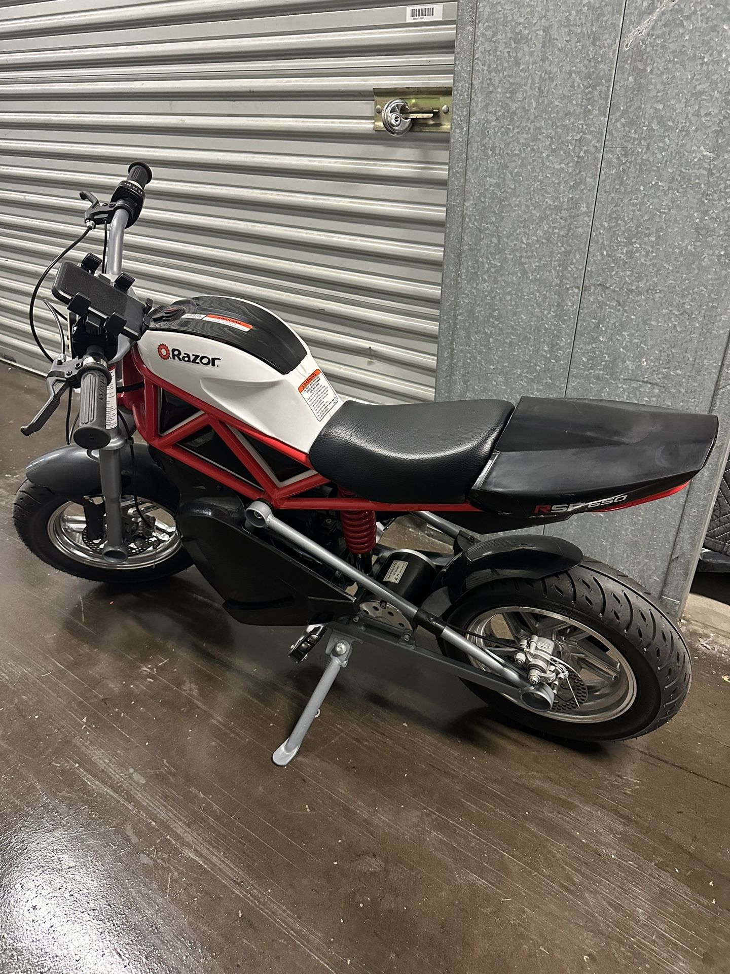 Razor RSF650 Excellent Condition $750