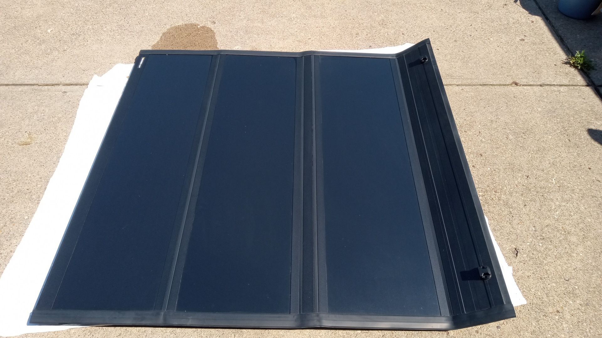 Tonneau Cover for Honda Ridgeline, Ultra Flex model UX8200 - $700