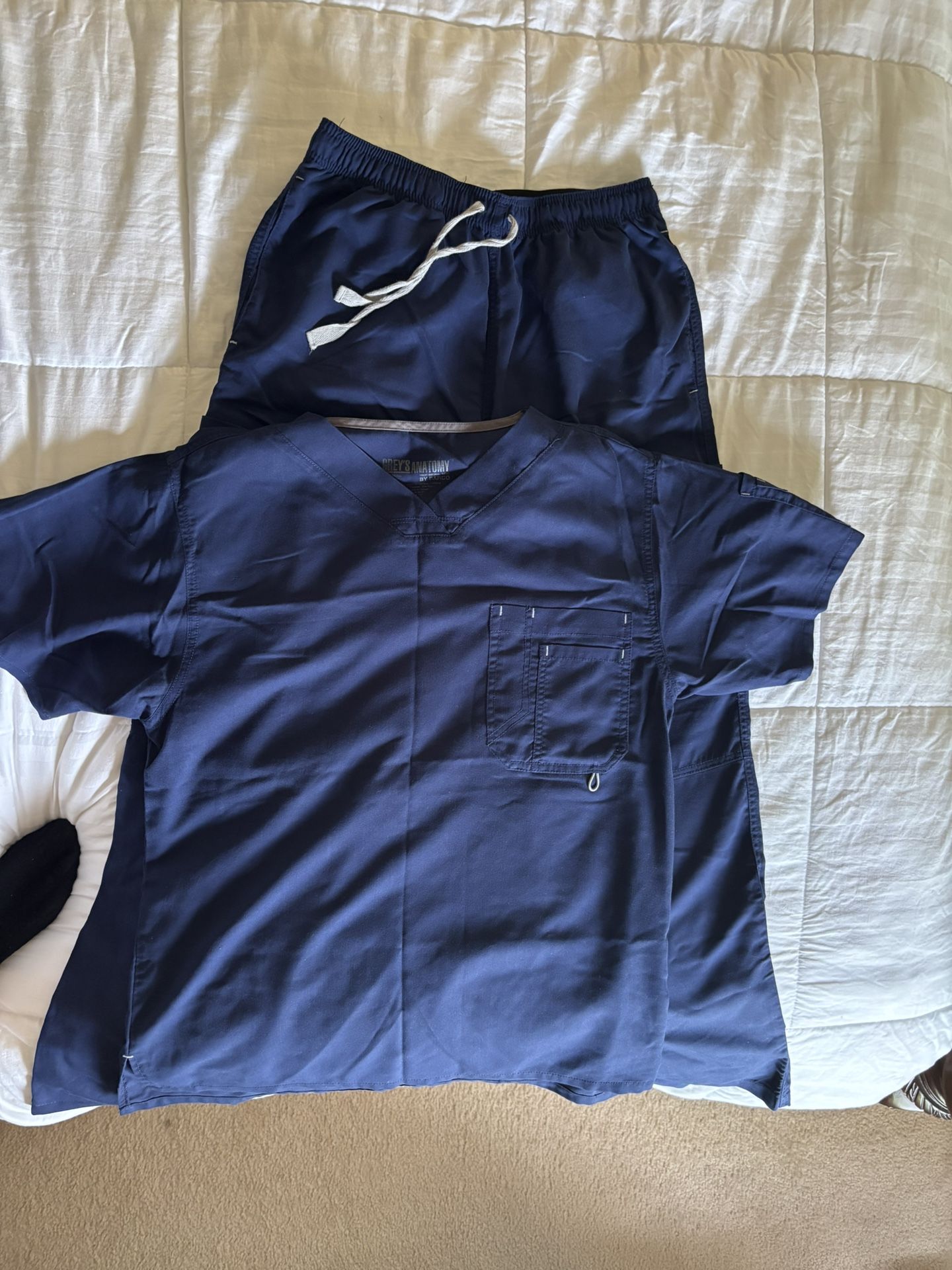 Gray Anatomy Male Scrubs Size Medium