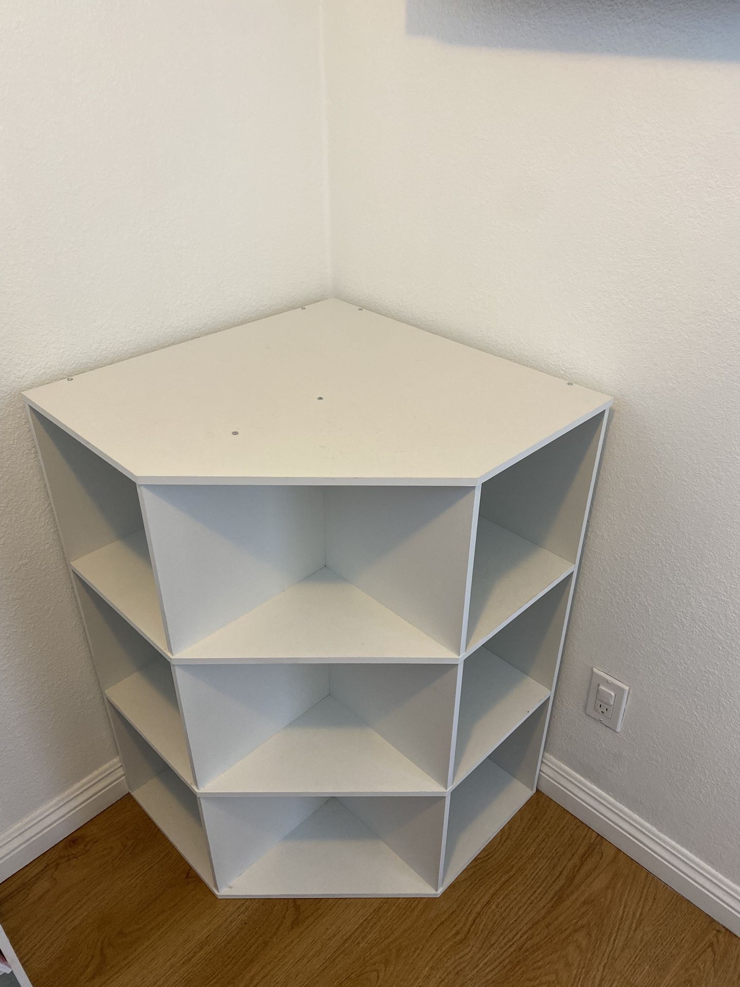 corner shelf