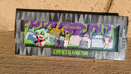 Fantasyland LE Disney Pins
