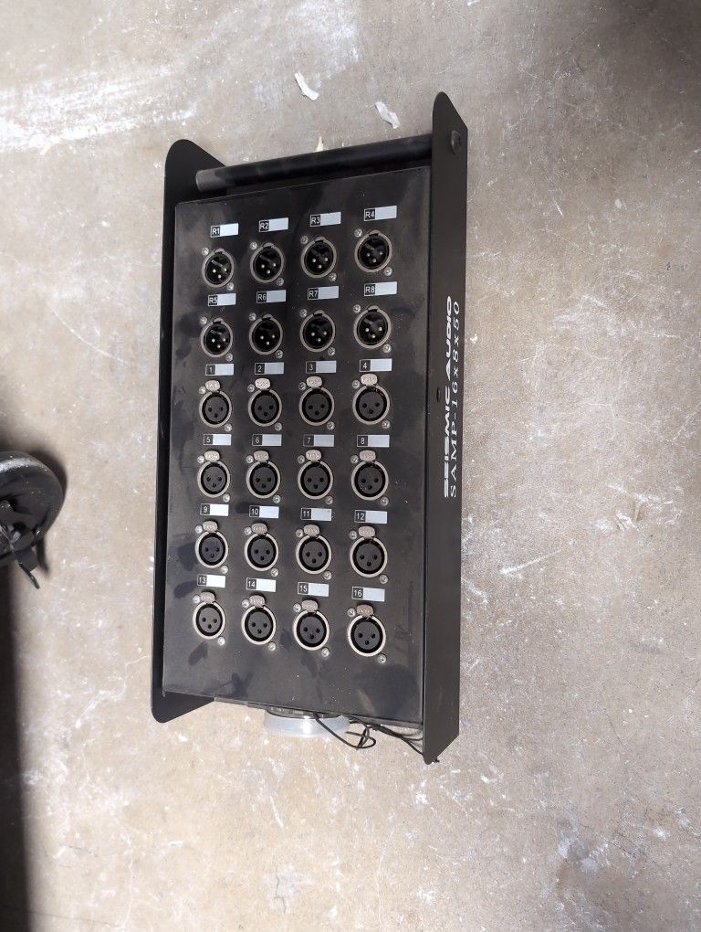 Seismic Audio SAMP-16x8x50 Stage Snake